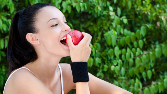 Cum slabim 1 kg pe zi cu mere rase?