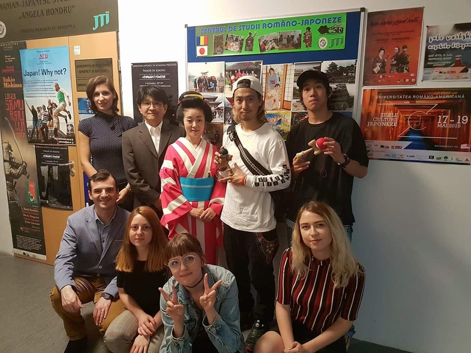 Șerban Georgescu în Japonia alături de tineri interesați de cultura japoneză
