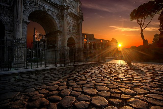 Colosseum, Roma | Credit foto: Julius Silver, Sursa: Pixabay