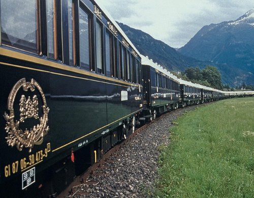 Trenul privat pus în circulație pe vechea rută Orient Express | Sursa: Great rail