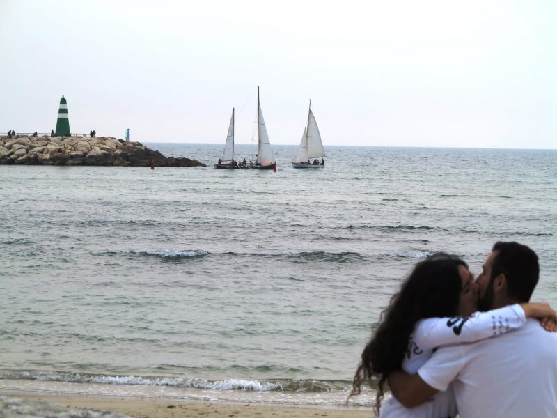 Îndrăgostiți, la Tel Aviv (Israel) Foto: Marina Constantinoiu